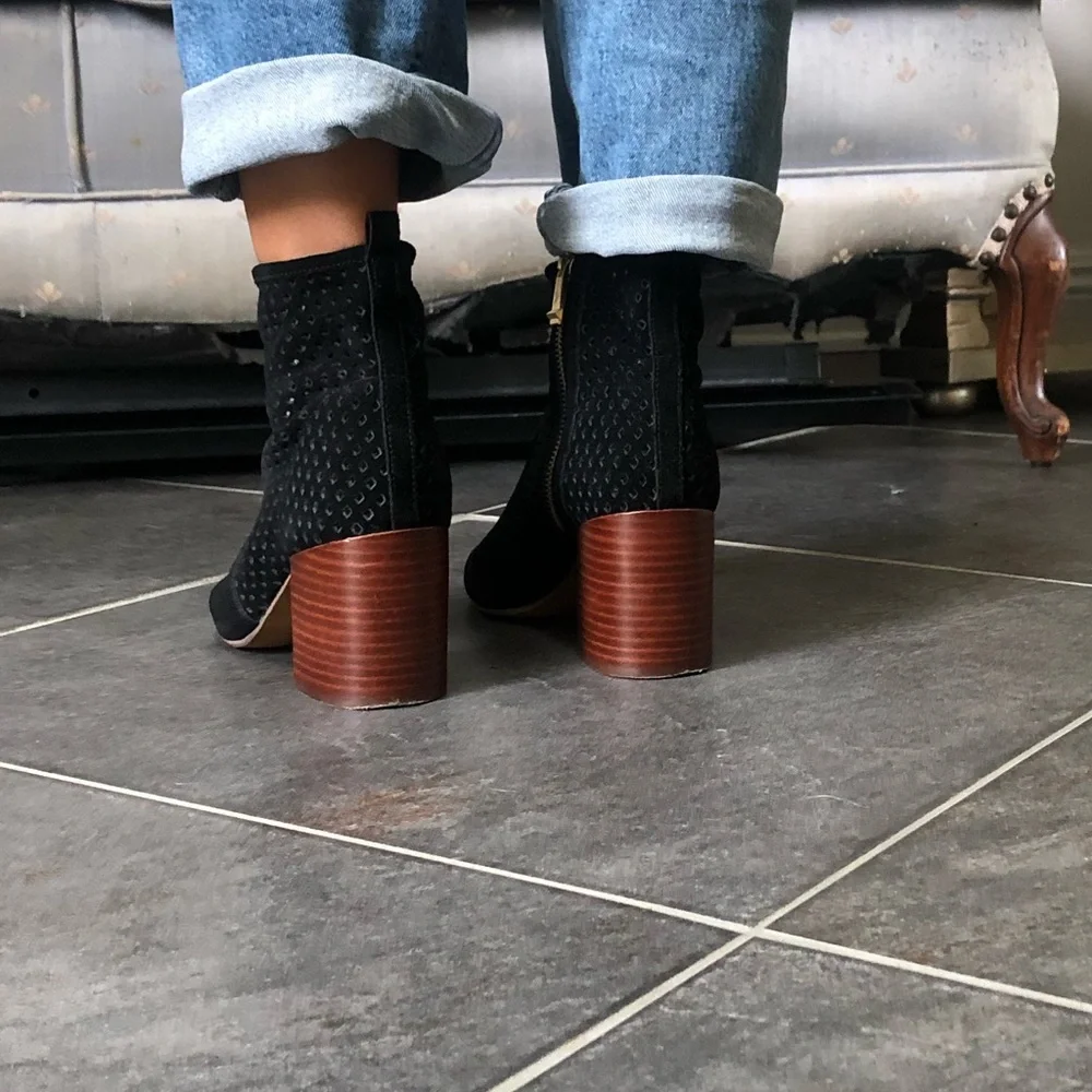 Report Signature Black Heeled Booties